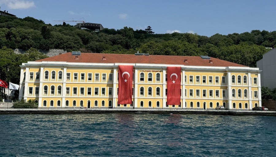 Galatasaray Üniversitesi