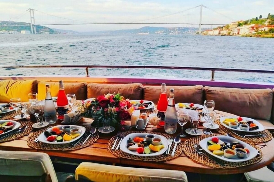 Iftar on a Yacht in Istanbul