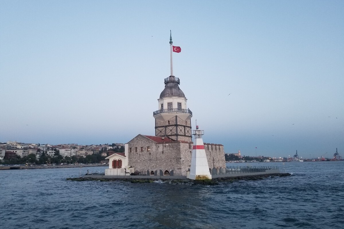 Maiden's Tower Bosphorus Tour