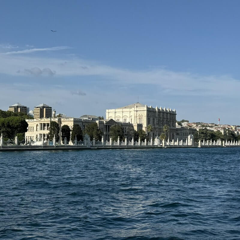 Boğaz Kıyısındaki Saraylar