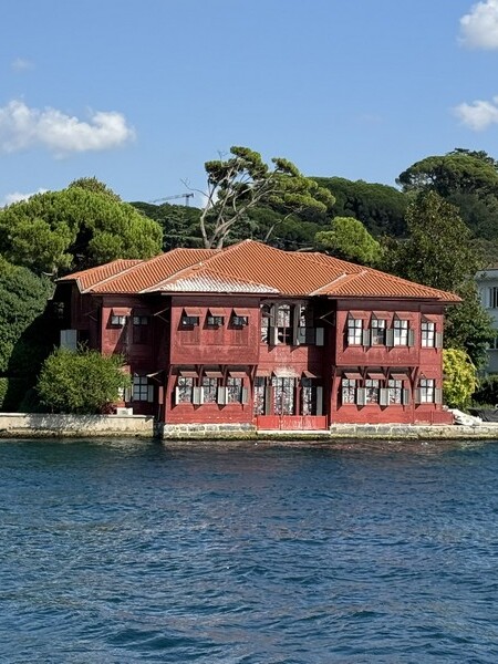 Sadullah Paşa Yalısı