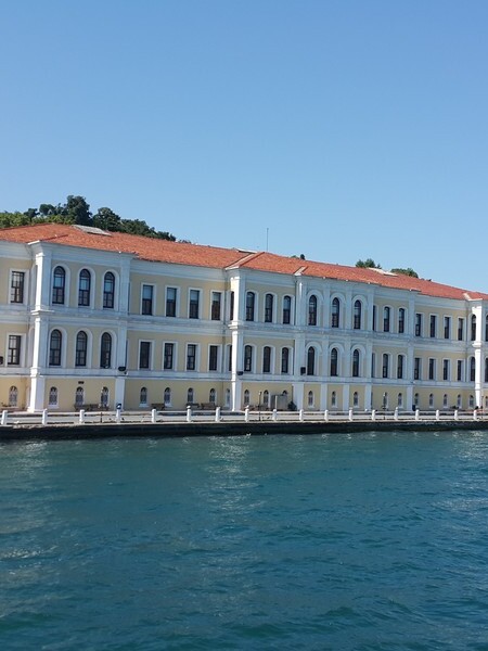 Kabataş Erkek Lisesi