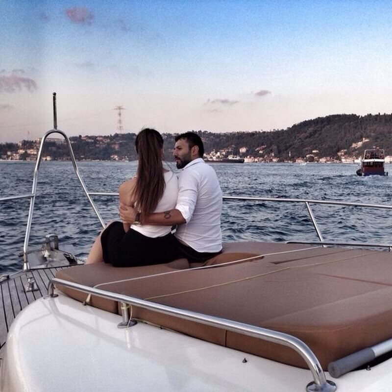 Where to Propose? 5 Epic Locations in Istanbul (One is Legendary)