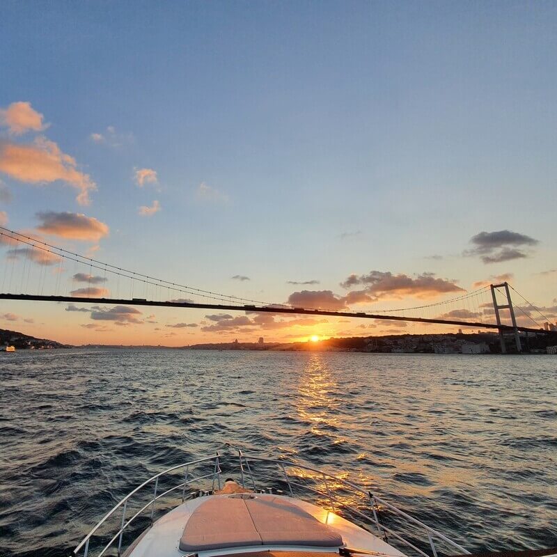 Most Frequently Asked Questions About Yacht Rentals on the Bosphorus