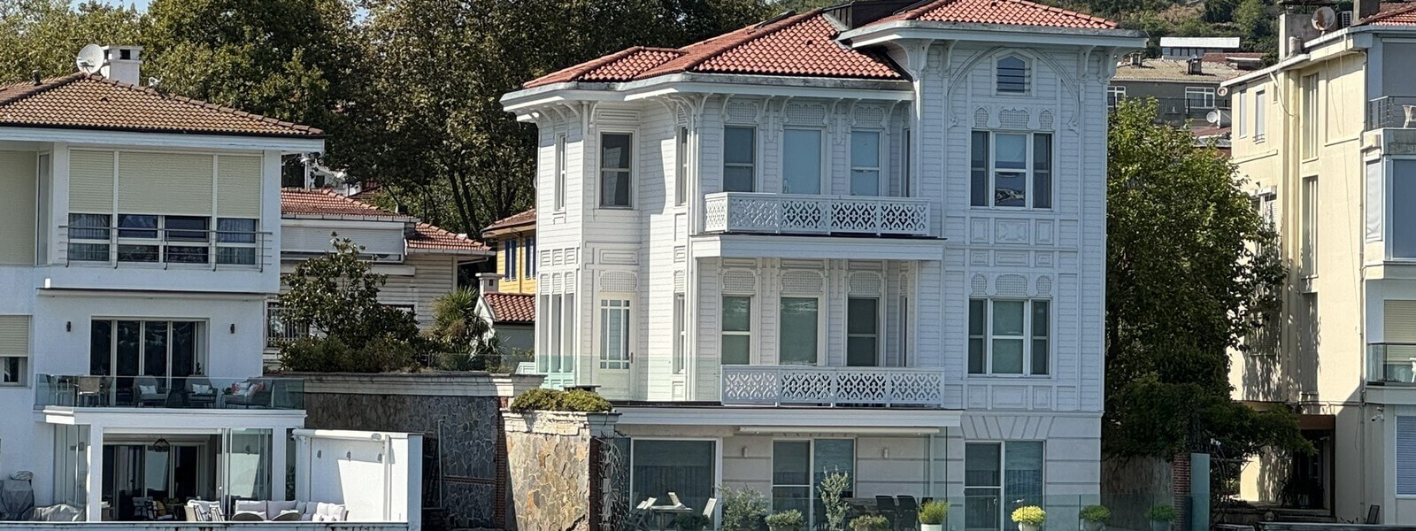 Madenci Arif Bey Yalısı