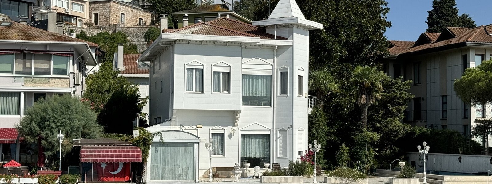 Noel Eram Mansion