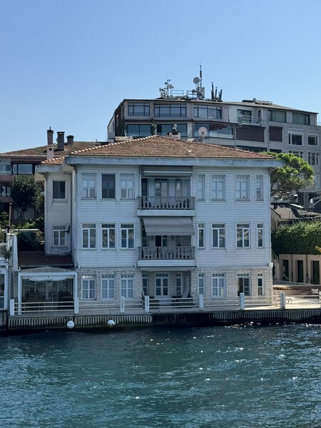 Çukur Mansion