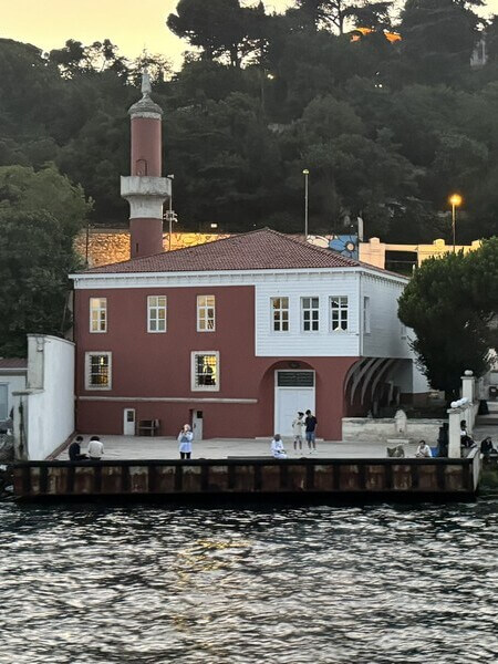 Defterdarburnu Mosque