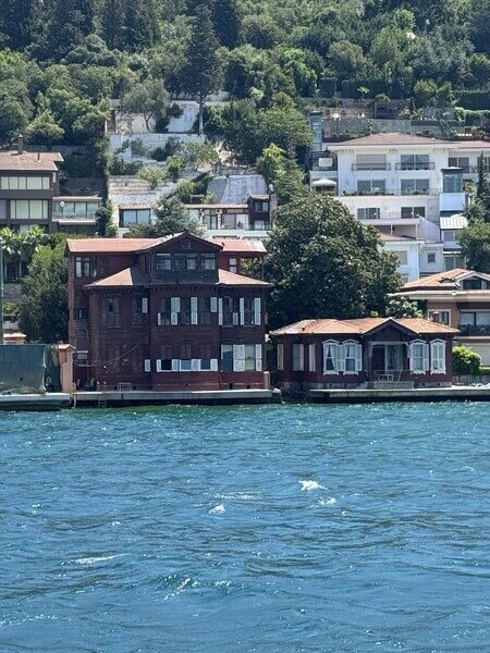 Kadın Efendi Mansion