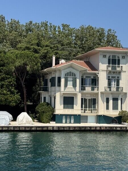 Muzaffer Gazioğlu Mansion