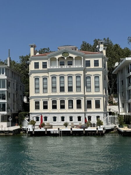 Faik Bey Pakize Hanım Mansion
