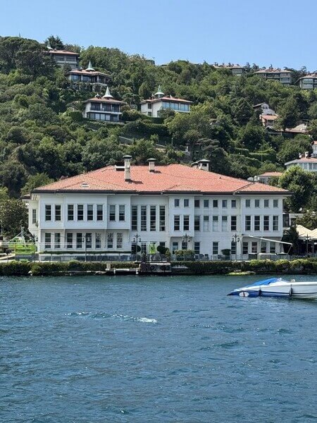 Muhsinzade Yalısı