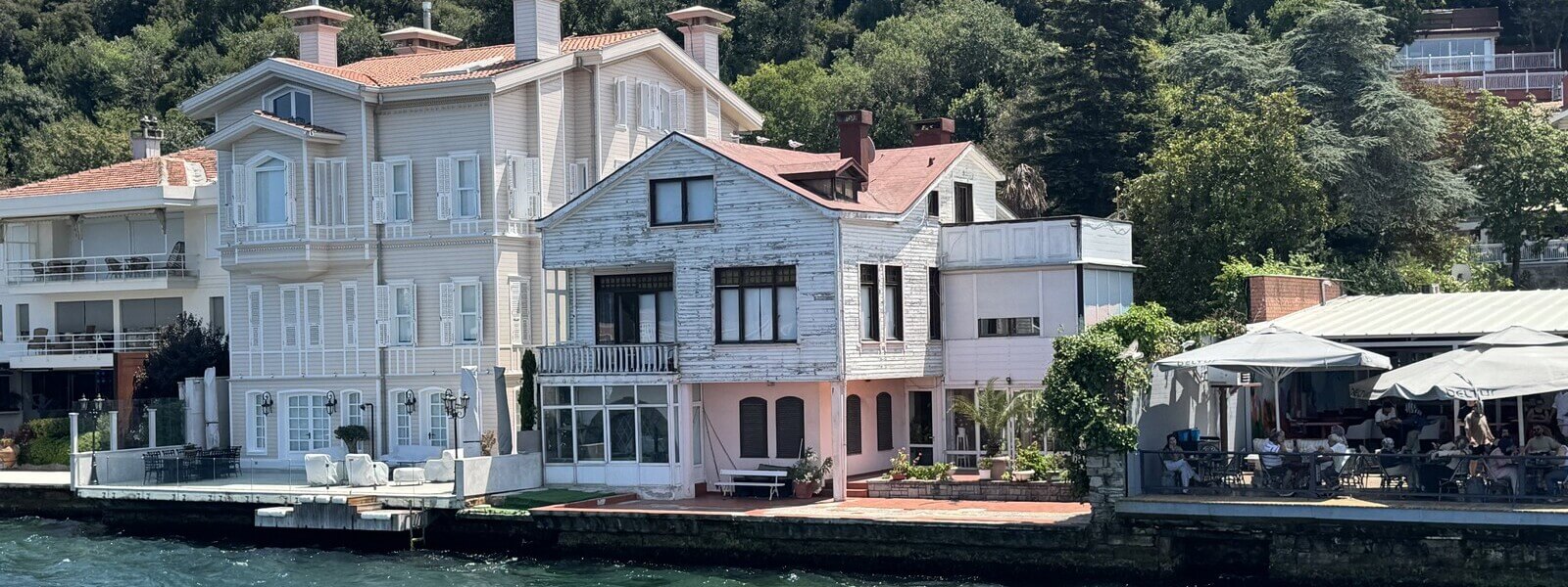 Heykeltraş İhsan Bey Yalısı