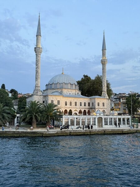 Beylerbeyi Camii